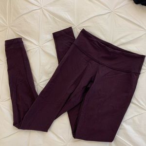 Lululemon maroon wunder under leggings